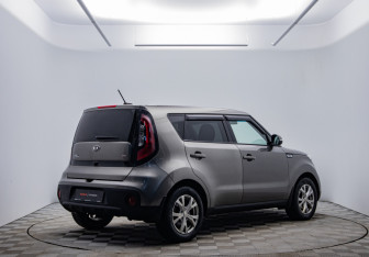 Подержанный автомобиль Kia Soul 2018 года (5 фото)