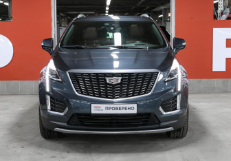 Подержанный автомобиль Cadillac XT5 2020 года (2 фото)