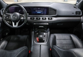 Подержанный автомобиль Mercedes-Benz GLE 2019 года (14 фото)