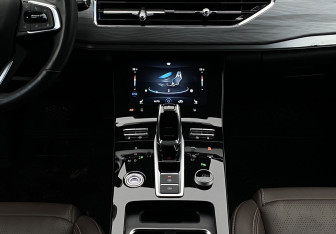 Подержанный автомобиль Chery Tiggo 8 Pro 2022 года (13 фото)