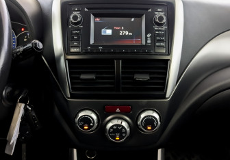 Подержанный автомобиль Subaru Forester Suv 2012 года (15 фото)