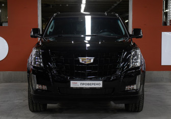 Подержанный автомобиль Cadillac Escalade Suv 2019 года (2 фото)