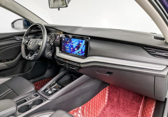 Подержанный автомобиль Skoda Octavia Liftback 2021 года (11 фото)