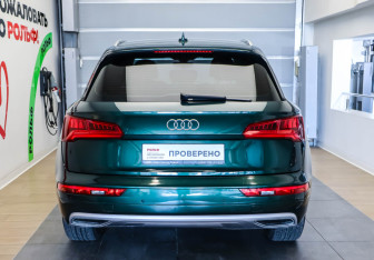 Подержанный автомобиль Audi Q5 2017 года (5 фото)