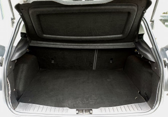 Подержанный автомобиль Ford Focus Hatchback 2012 года (10 фото)