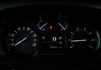 Подержанный автомобиль Citroen SpaceTourer 2018 года (18 фото)