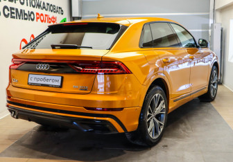 Подержанный автомобиль Audi Q8 2018 года (4 фото)