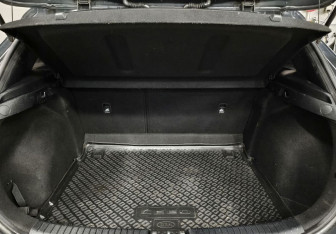 Подержанный автомобиль Kia Ceed Hatchback 2018 года (14 фото)