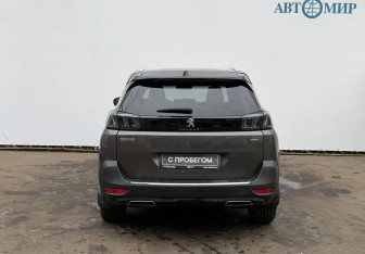 Подержанный автомобиль Peugeot 5008 Suv 2022 года (6 фото)