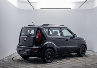 Подержанный автомобиль Kia Soul 2012 года (5 фото)