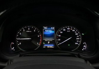 Подержанный автомобиль Lexus NX 2019 года (12 фото)