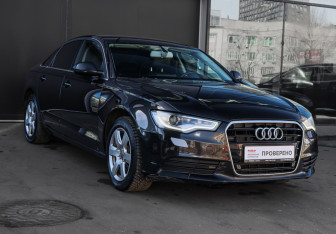 Подержанный автомобиль Audi A6 Sedan 2014 года (3 фото)