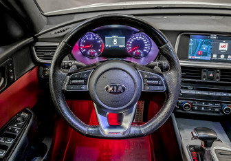 Подержанный автомобиль Kia Optima Sedan 2018 года (21 фото)