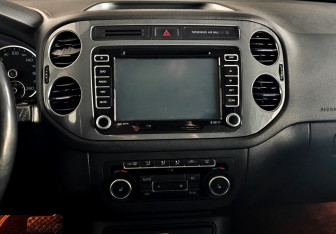 Подержанный автомобиль Volkswagen Tiguan 2011 года (13 фото)