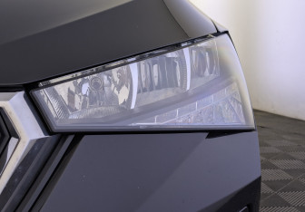 Подержанный автомобиль Skoda Rapid Liftback 2020 года (11 фото)