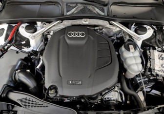 Подержанный автомобиль Audi A4 allroad 2020 года (9 фото)