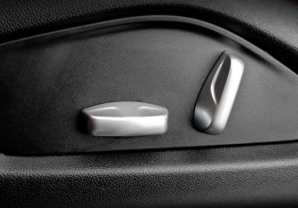 Подержанный автомобиль Porsche Cayenne 2018 года (21 фото)