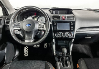 Подержанный автомобиль Subaru Forester Suv 2015 года (12 фото)