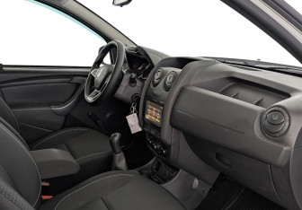 Подержанный автомобиль Renault Duster 2020 года (13 фото)