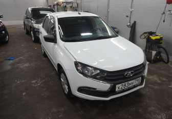 Подержанный автомобиль LADA (ВАЗ) Granta Sedan 2022 года (3 фото)