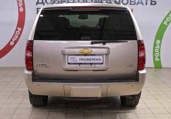 Подержанный автомобиль Chevrolet Tahoe 2012 года (5 фото)