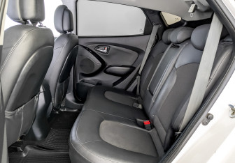 Подержанный автомобиль Hyundai ix35 2014 года (12 фото)