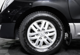 Подержанный автомобиль Hyundai H-1 2018 года (26 фото)