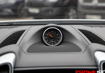 Подержанный автомобиль Porsche Cayenne 2017 года (16 фото)