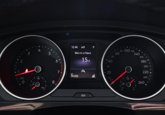 Подержанный автомобиль Volkswagen Tiguan 2021 года (11 фото)