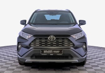 Подержанный автомобиль Toyota RAV4 2020 года (2 фото)