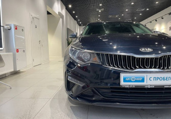 Подержанный автомобиль Kia Optima Sedan 2019 года (9 фото)