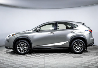 Подержанный автомобиль Lexus NX 2015 года (8 фото)