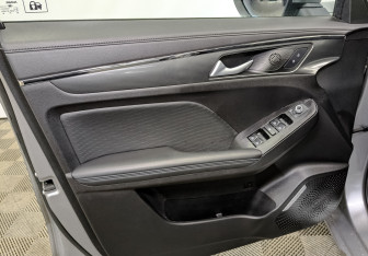 Подержанный автомобиль Haval Jolion 2023 года (19 фото)