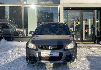 Подержанный автомобиль Suzuki SX4 Hatchback 2012 года (2 фото)