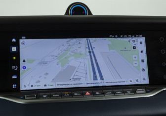 Подержанный автомобиль Voyah Free 2023 года (18 фото)