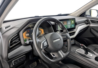 Подержанный автомобиль Haval F7x 2023 года (16 фото)