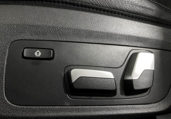 Подержанный автомобиль BMW X3 2020 года (17 фото)