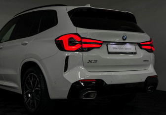 Подержанный автомобиль BMW X3 2023 года (27 фото)