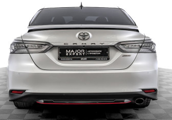 Подержанный автомобиль Toyota Camry Sedan 2020 года (6 фото)