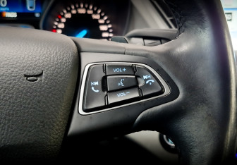 Подержанный автомобиль Ford Kuga 2018 года (26 фото)