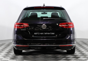Подержанный автомобиль Volkswagen Passat Wagon 2018 года (4 фото)
