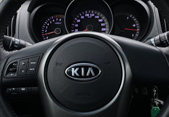 Подержанный автомобиль Kia Cerato Sedan 2012 года (14 фото)