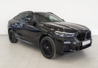 Подержанный автомобиль BMW X6 2020 года (3 фото)