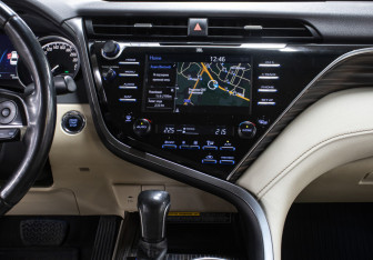 Подержанный автомобиль Toyota Camry Sedan 2020 года (15 фото)