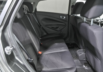 Подержанный автомобиль Ford Fiesta Hatchback 2018 года (12 фото)