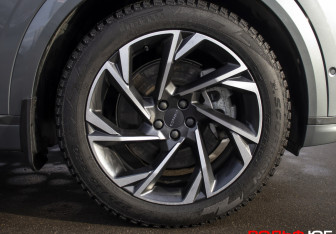 Подержанный автомобиль Lynk&Co 09 2022 года (33 фото)