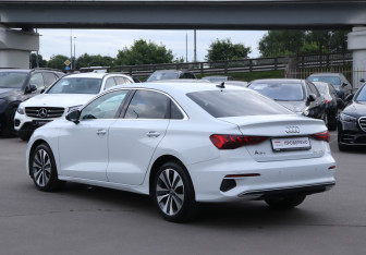 Подержанный автомобиль Audi A3 Sedan 2021 года (7 фото)
