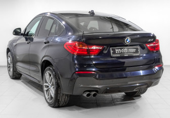 Подержанный автомобиль BMW X4 2018 года (7 фото)