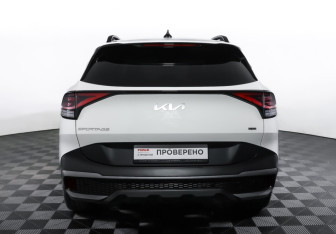 Подержанный автомобиль Kia Sportage 2023 года (6 фото)