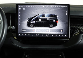 Подержанный автомобиль Zeekr 009 2023 года (18 фото)